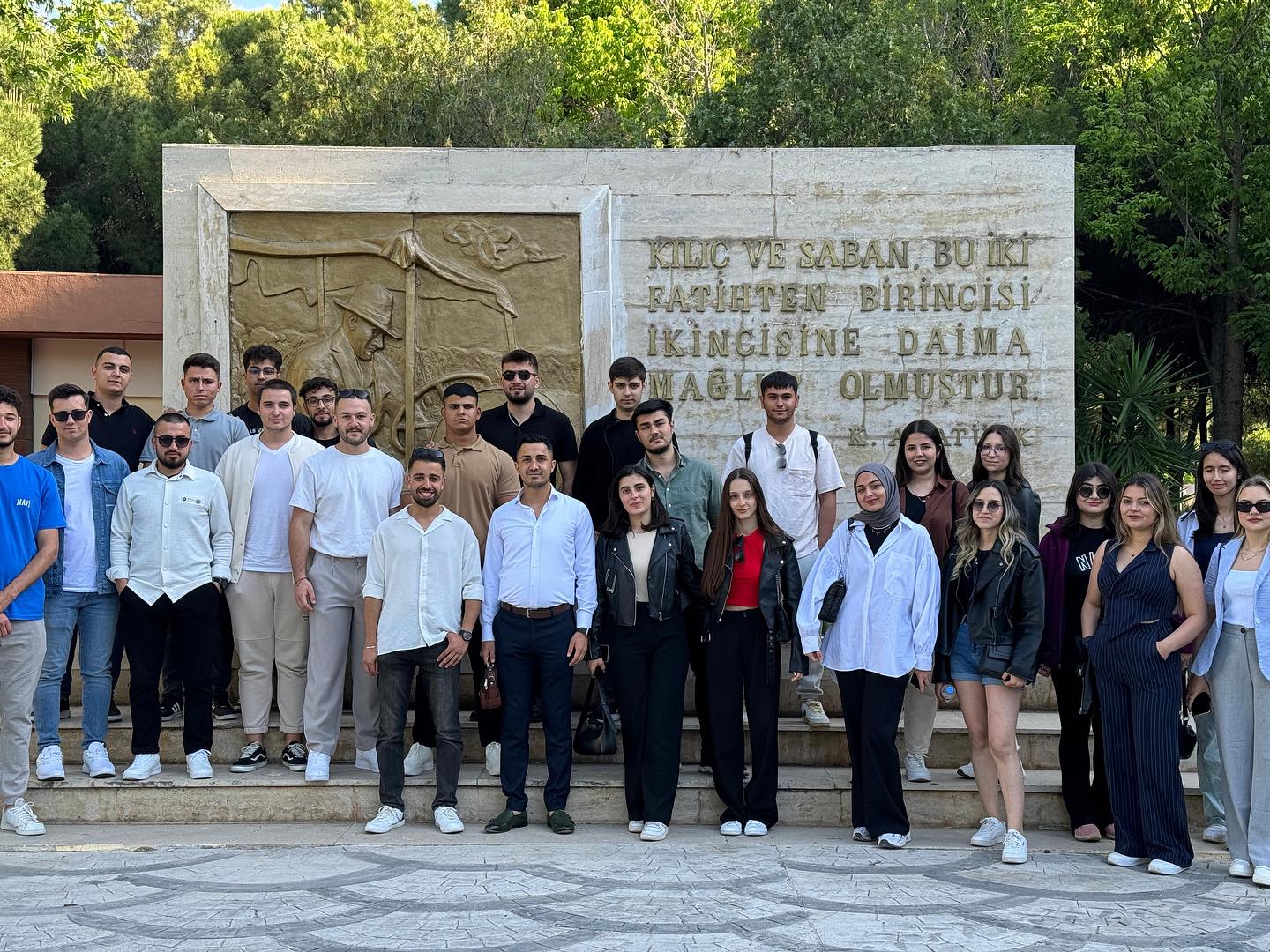 13. ULUSAL TARIM ÖĞRENCİ KONGRESİNE KATILAN ZMO GENÇ İKİ ÖDÜLLE DÖNDÜ