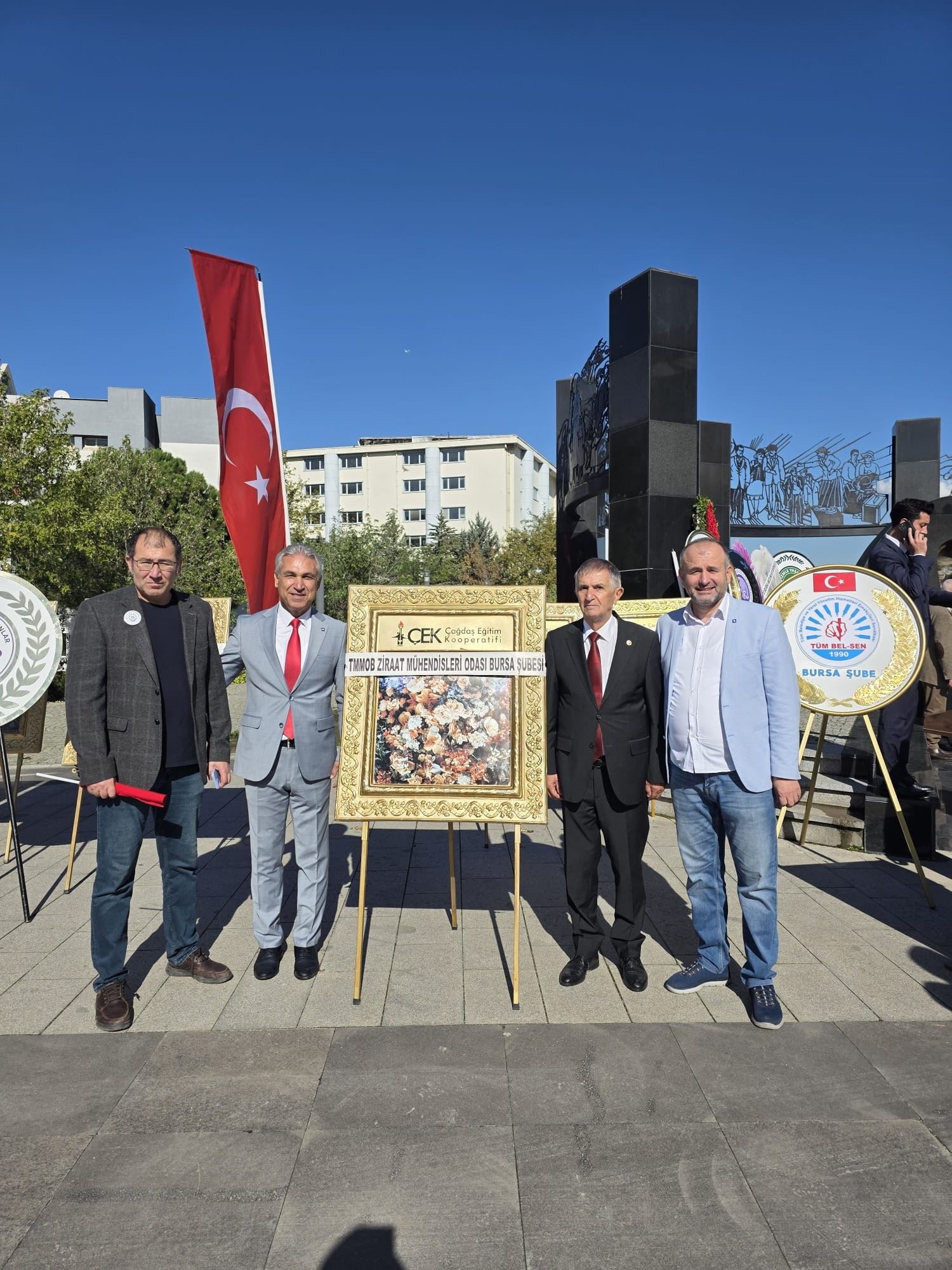 CUMHURİYETİMİZİN 102.YILDÖNÜMÜ KUTLAMA TÖRENLERİNE KATILDIK