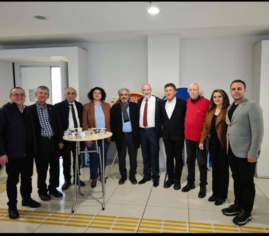 BAOB ÇATISI ALTINDAKİ ODALARIMIZIN GENEL KURUL HEYECANINA ORTAK OLDUK