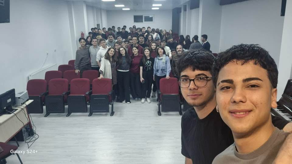 FATİH ANADOLU LİSESİ’NDE MESLEK TANITIM GÜNLERİNDEYİZ