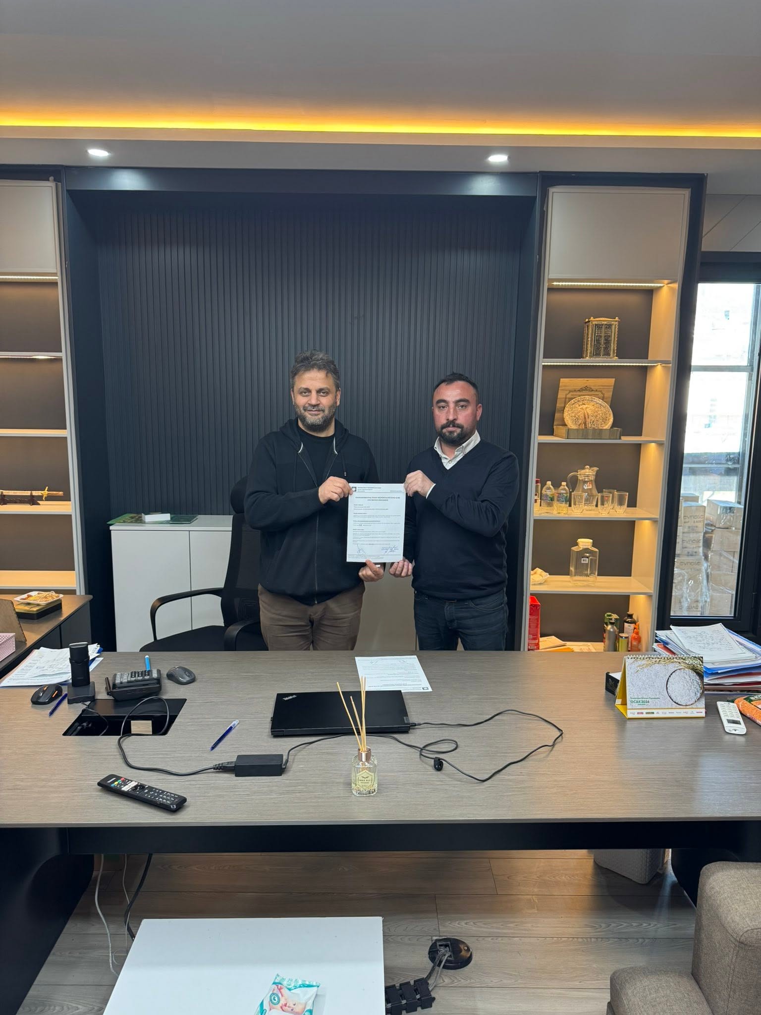 GİMPA GROSS İLE  İNDİRİM PROTOKOLÜNÜ İMZALAMIŞLARDIR.