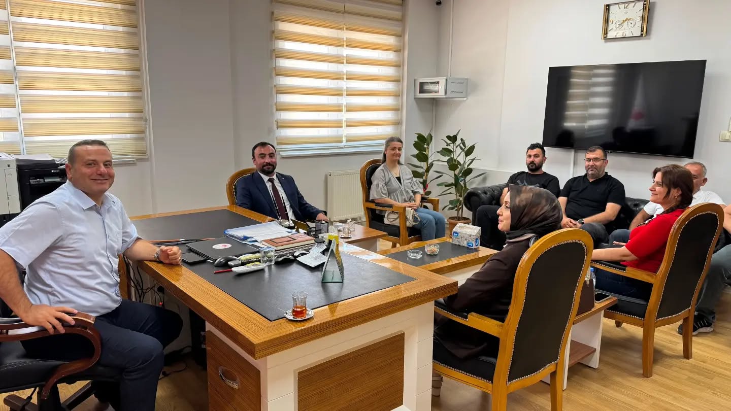 PAZARCIK İLÇE TARIM MÜDÜRÜMÜZ VE MESLEKTAŞLARIMIZI ZİYARET ETTİK.