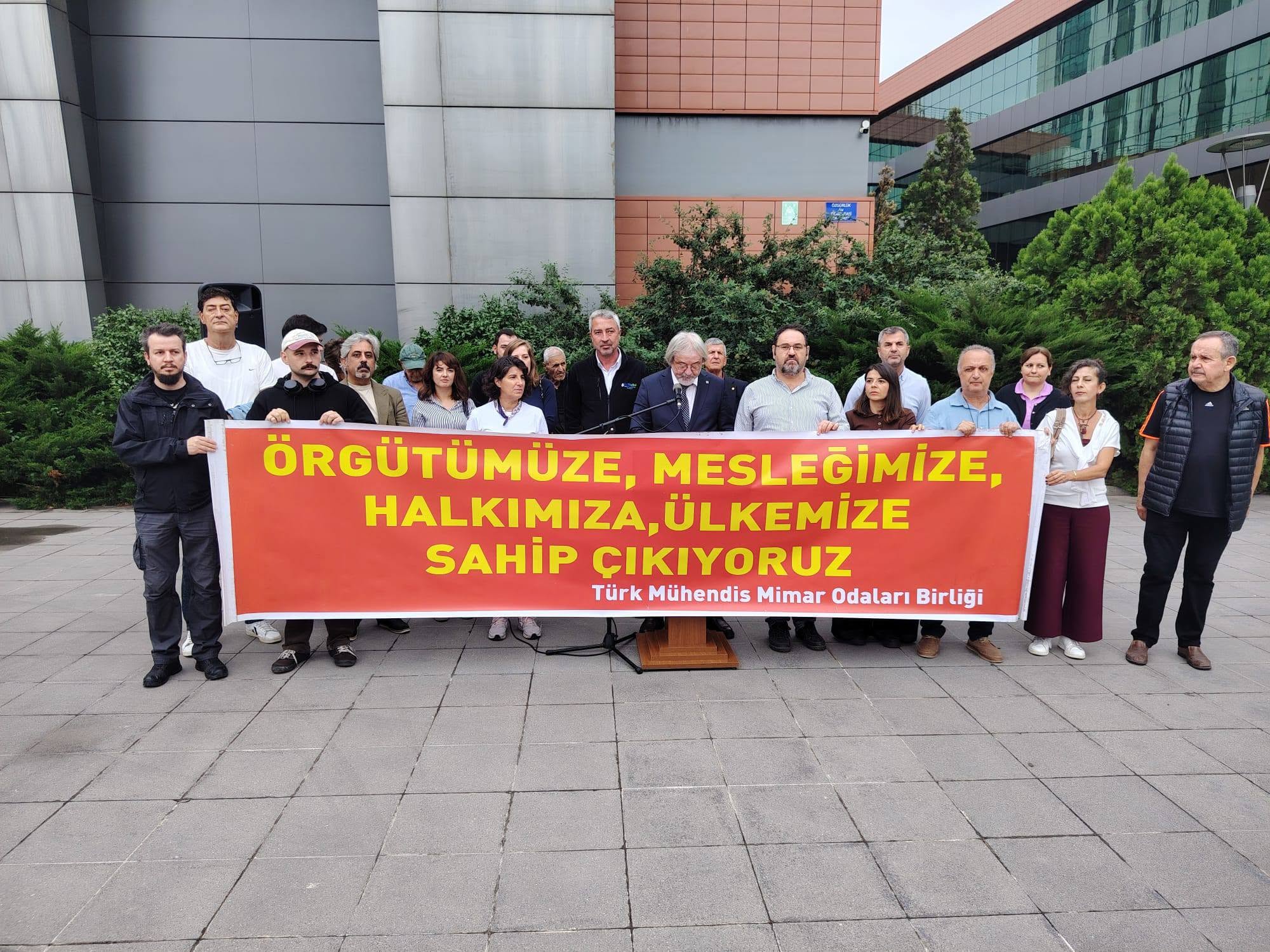BASIN AÇIKLAMASI: 19 EYLÜL’ÜN MİRASINI BÜYÜTÜYORUZ: EMEĞİMİZE, MESLEĞİMİZE, ÜLKEMİZE SAHİP ÇIKIYORUZ!