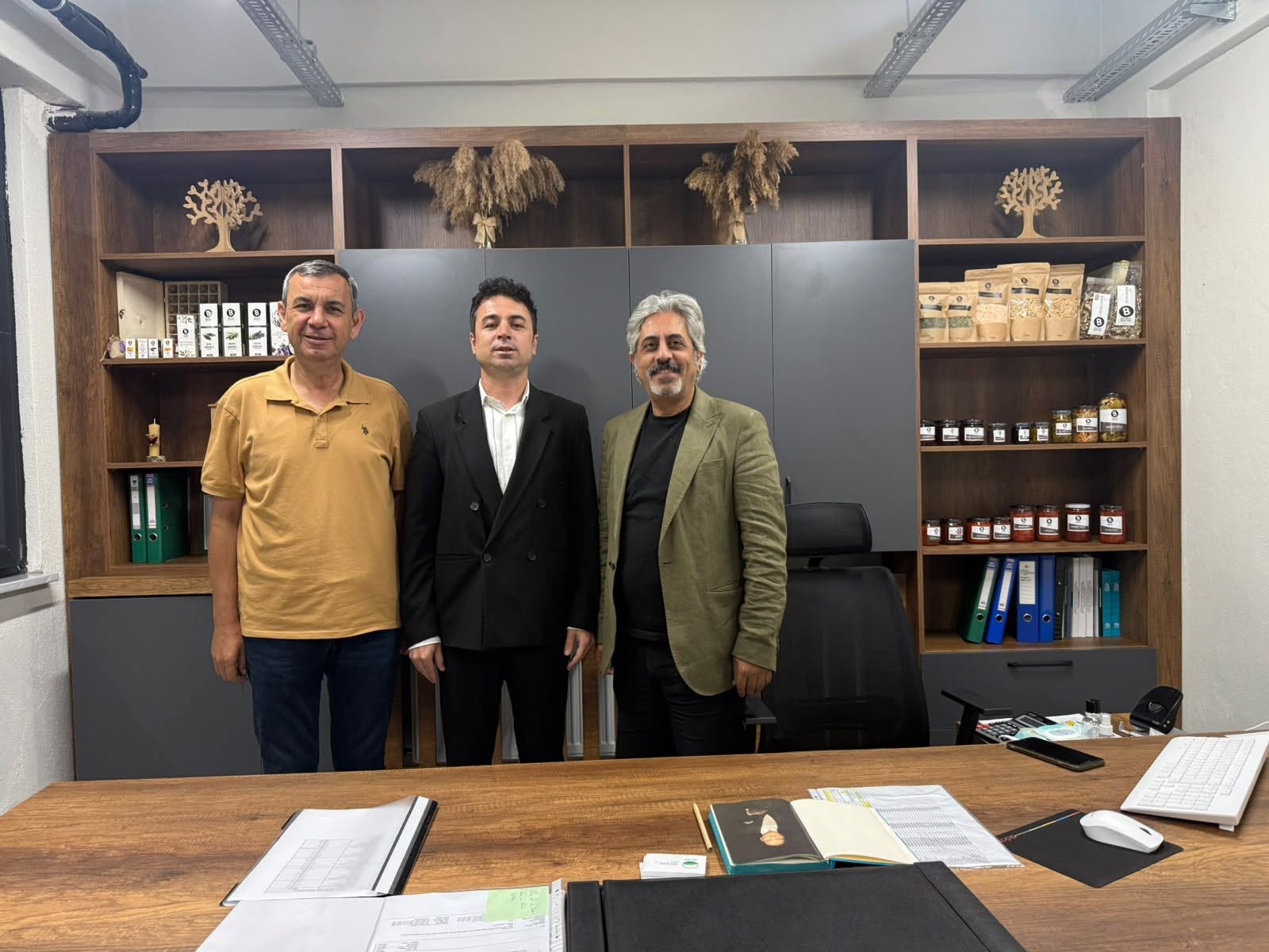 NİLKOOP BAŞKANINA TEBRİK ZİYARETİNDE BULUNDUK.
