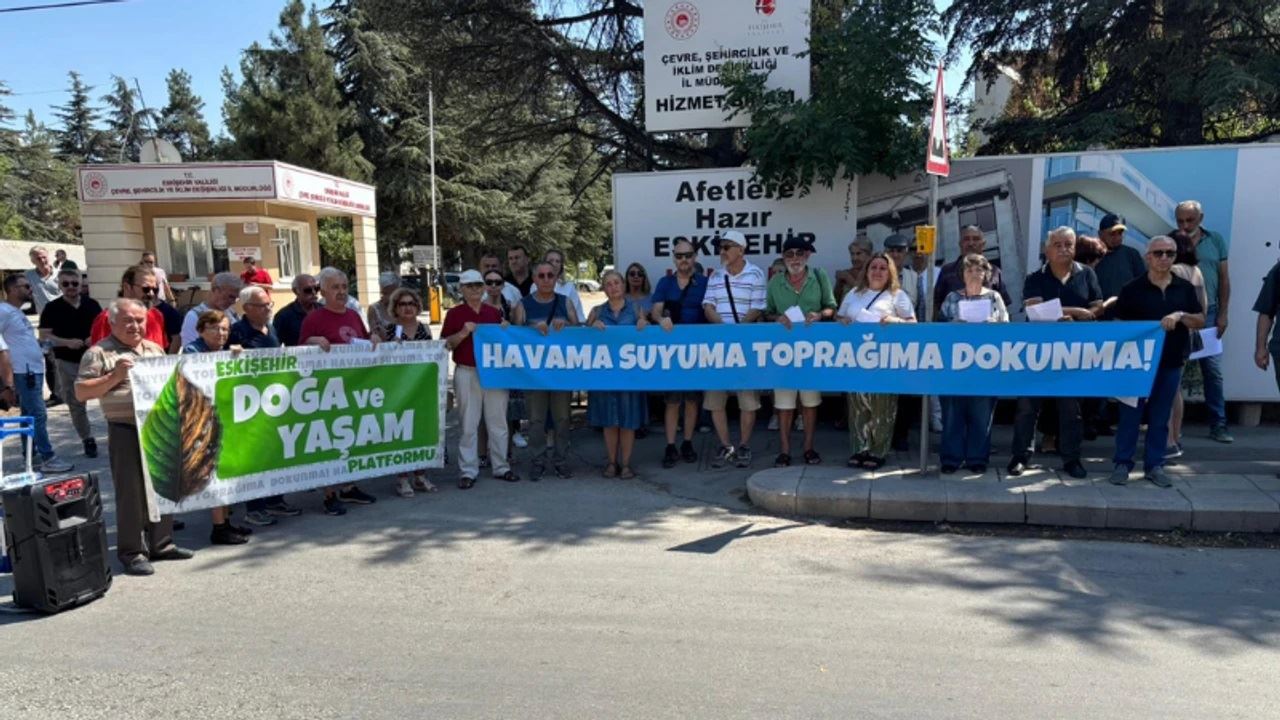 2 EYLÜL: ESKİŞEHİR DOĞA VE YAŞAM PLATFORMU'NDAN MADEN TEPKİSİ: “ESKİŞEHİR’İ MADEN ÇÖPLÜĞÜNE ÇEVİRMEYECEĞİZ!”-7 AĞUSTOS 2025