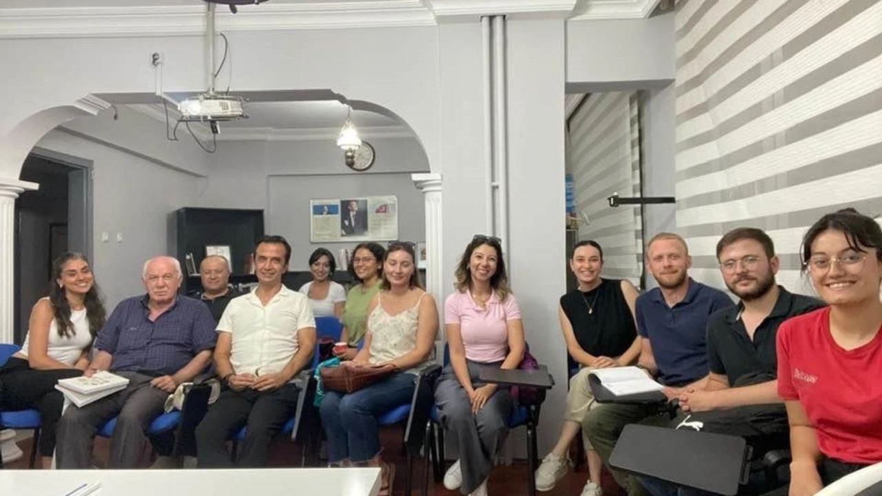 SON HABER: ESKİŞEHİR ZİRAAT MÜHENDİSLERİ ODASI'NDAN SINAV ÖNCESİ ADAYLARA DESTEK EĞİTİMİ-15 EYLÜL 2025