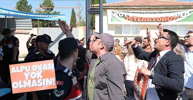 ANADOLU GAZETESİ:  ESKİŞEHİR ALPU'DA ALTIN MADENİ KRİZİ: ÇED TOPLANTISINA PROTESTO DAMGA VURDU!-22 TEMMUZ 2026