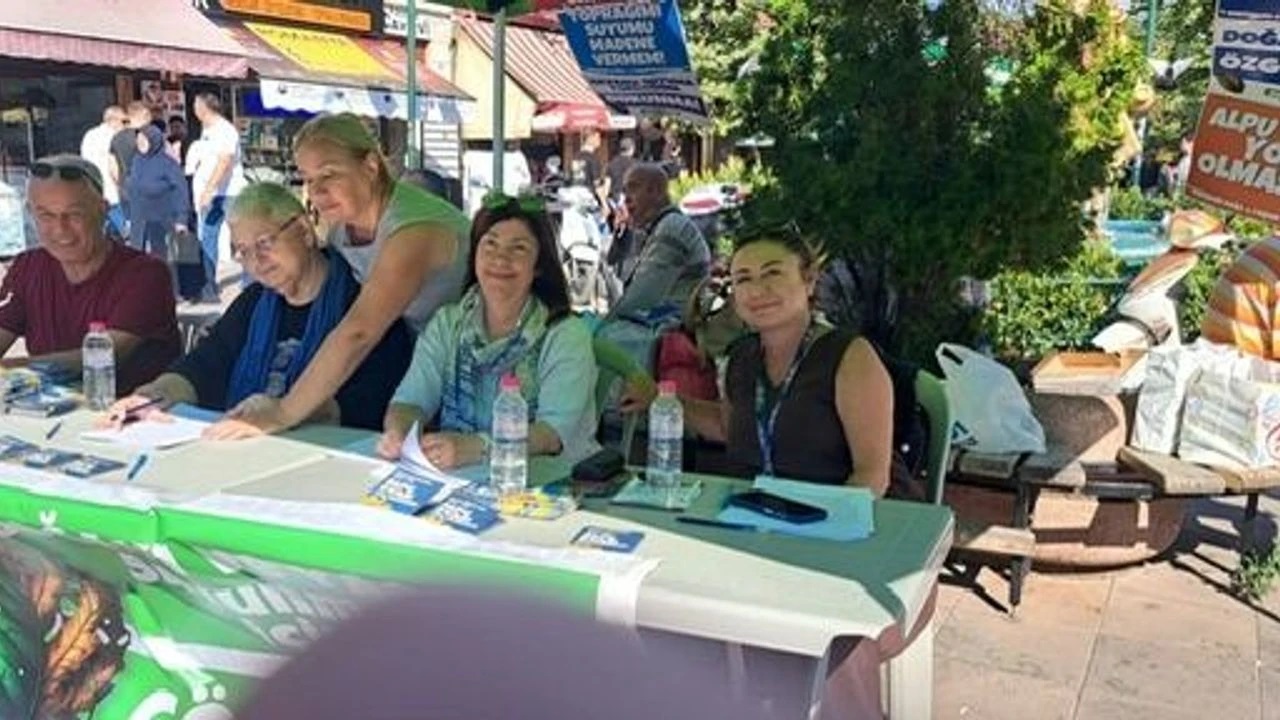 ESGAZETE: ZMO ESKİŞEHİR ŞUBESİ’NDEN ALPU’DAKİ ALTIN-GÜMÜŞ MADEN PROJESİNE KARŞI İMZA KAMPANYASINA DESTEK-17 AĞUSTOS 2026