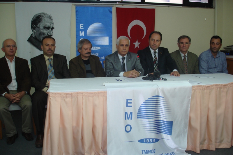 ENERJİDE ÖZELLEŞTİRMEYE, YABANCILAŞMAYA, ÇALIŞANLAR İÇİN İŞSİZLİĞE, HALK İÇİN PAHALI ELEKTRİĞE HAYIR!