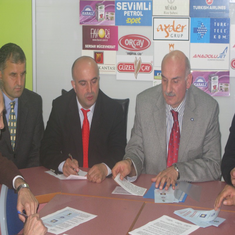 SORUMLU YÖNETİCİLİĞİN KALDIRILMASINA KARŞI BASIN AÇIKLAMASI