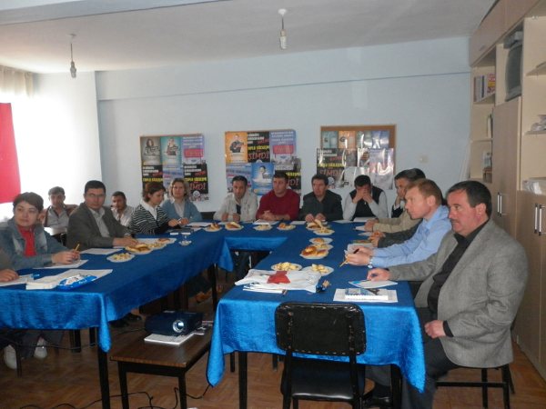 KIRKLARELİ`NDE GÜBRELEME VE SULAMA EĞİTİMLERİ