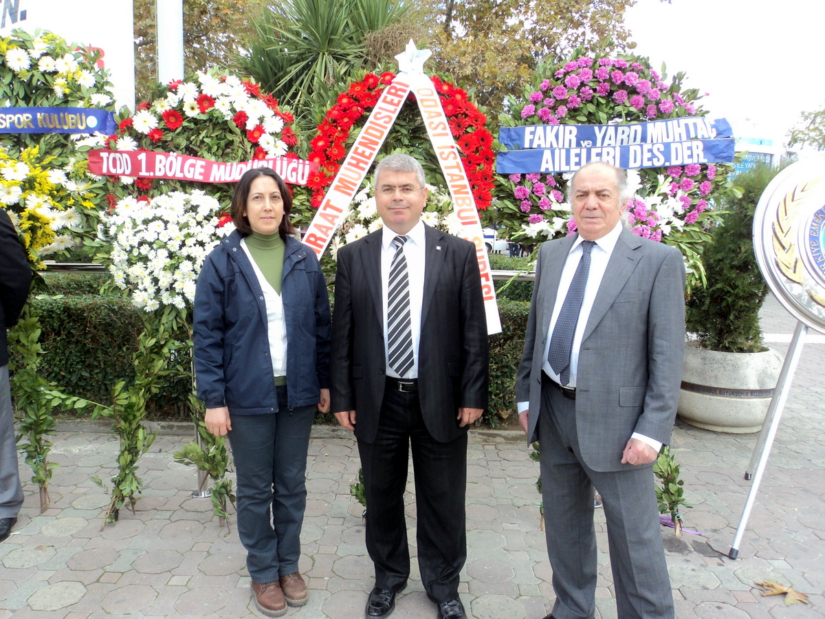 CUMHURİYET BAYRAMI ÇELENK KOYMA TÖRENİ