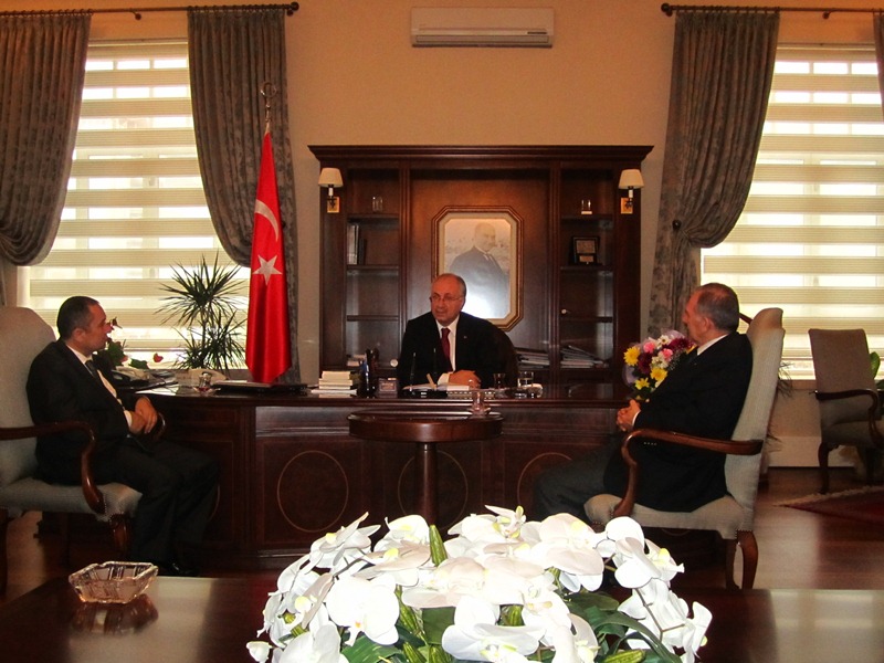 MANİSA VALİSİ`NE ZİYARET