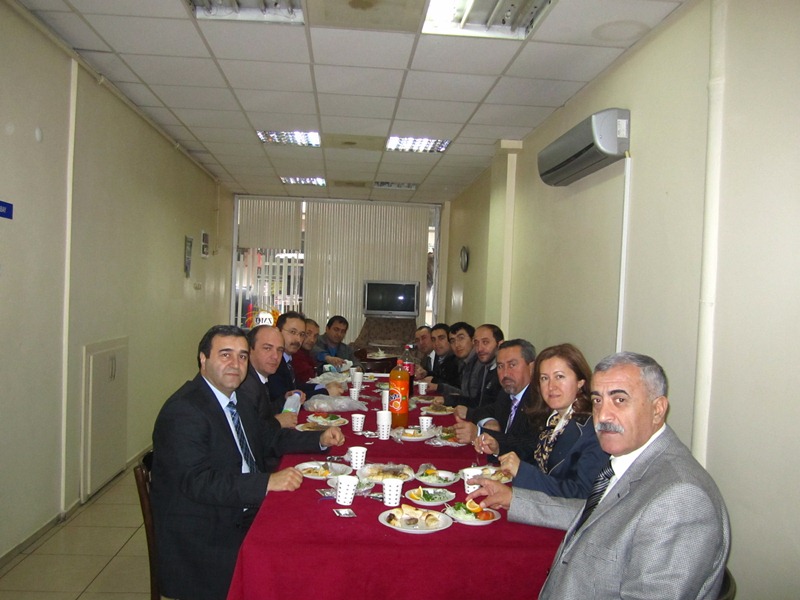 YEREL BASINLA TOPLANTI