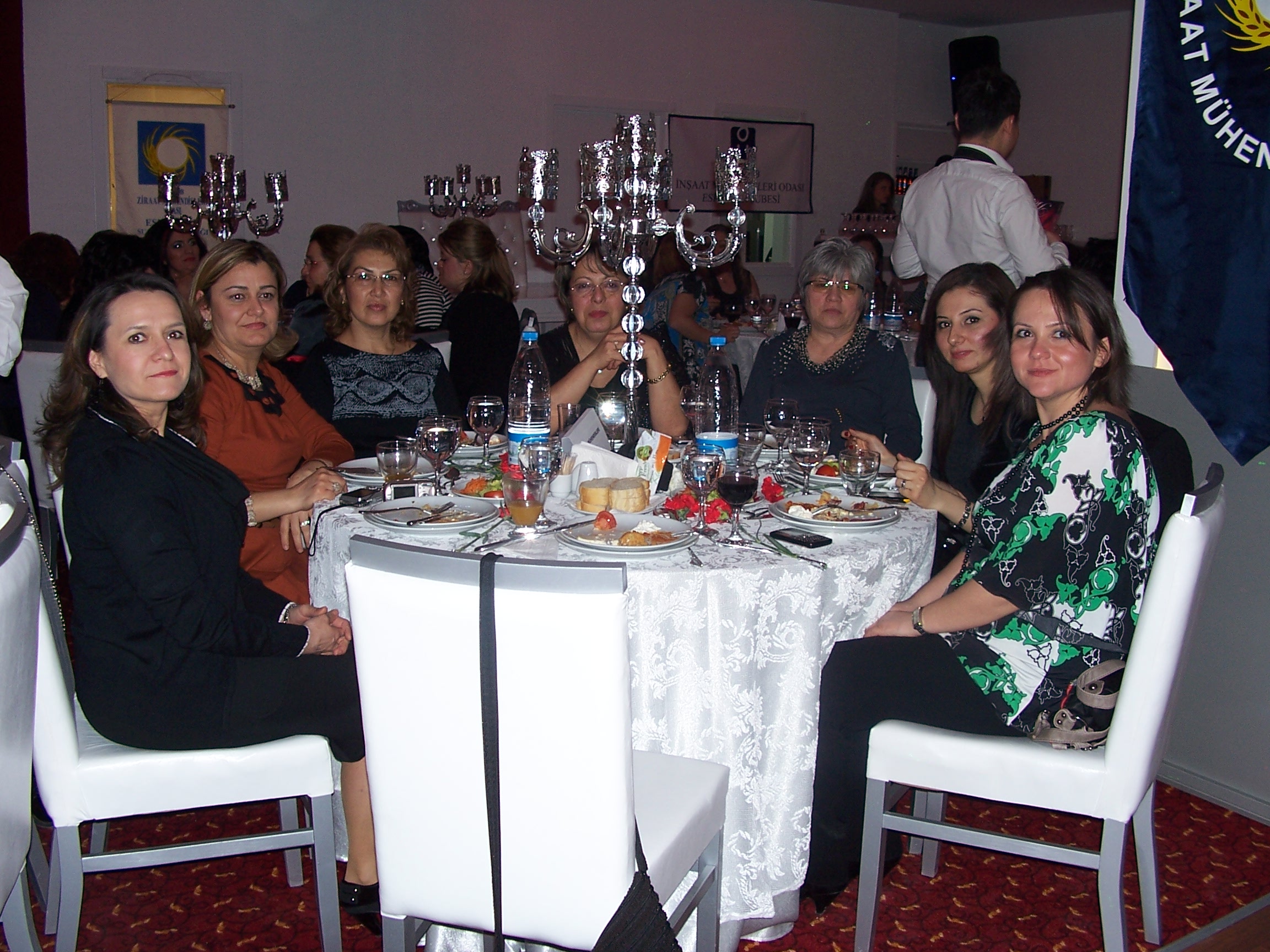 8 MART EMEKÇİ KADINLAR GÜNÜ