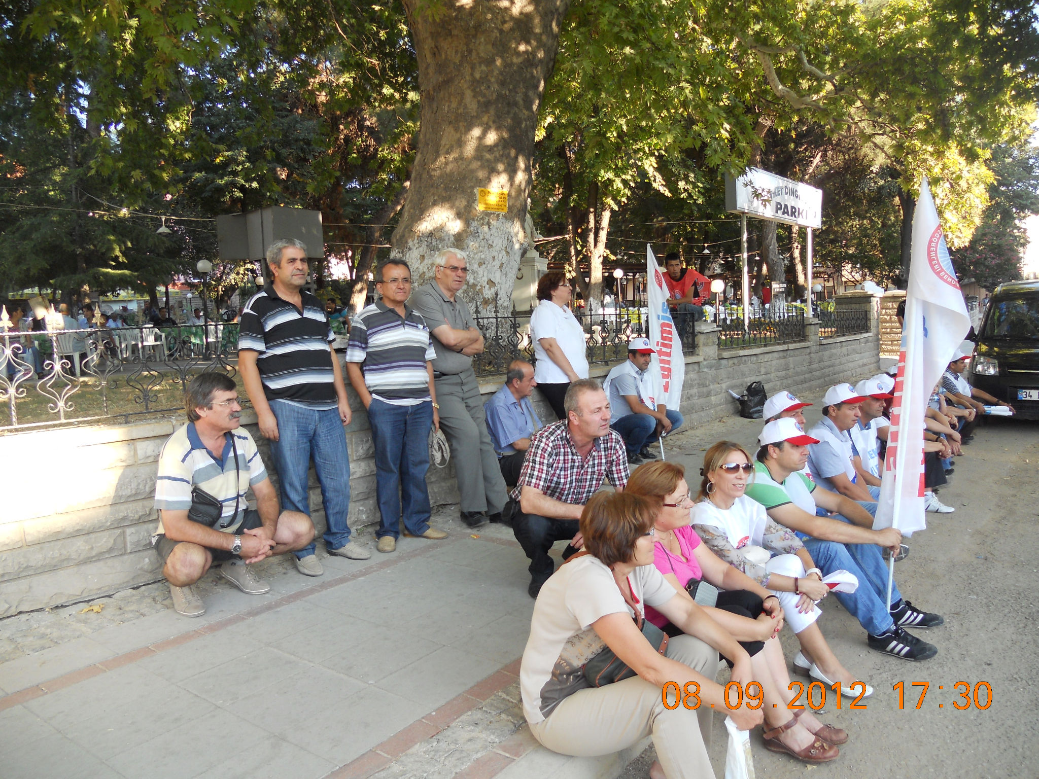 KIRKLARELİ`NDE 4+4+4 SİSTEMİNİ PROTESTO ETTİK