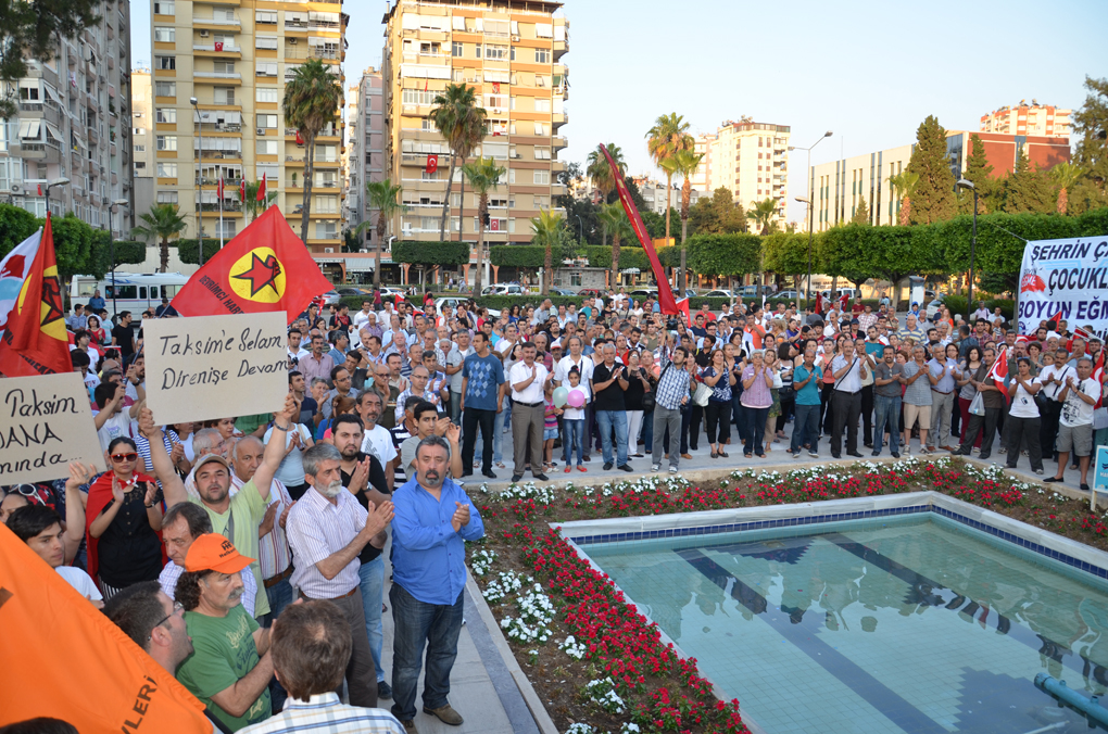 BİZİ AYRIŞTIRMALARINA İZİN VERMEYECEĞİZ