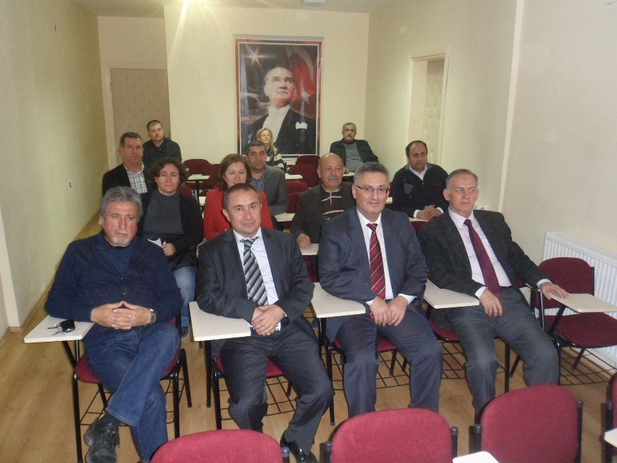 BAĞLARDA FUNGAL SÜRGÜN VE GÖVDE HASTALIKLARI KONFERANSI