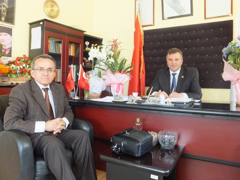 KIRKLARELİ İL TEMSİLCİMİZİN BELEDİYE BAŞKANI SEÇİLEN MESLEKTAŞIMIZI ZİYARETİ