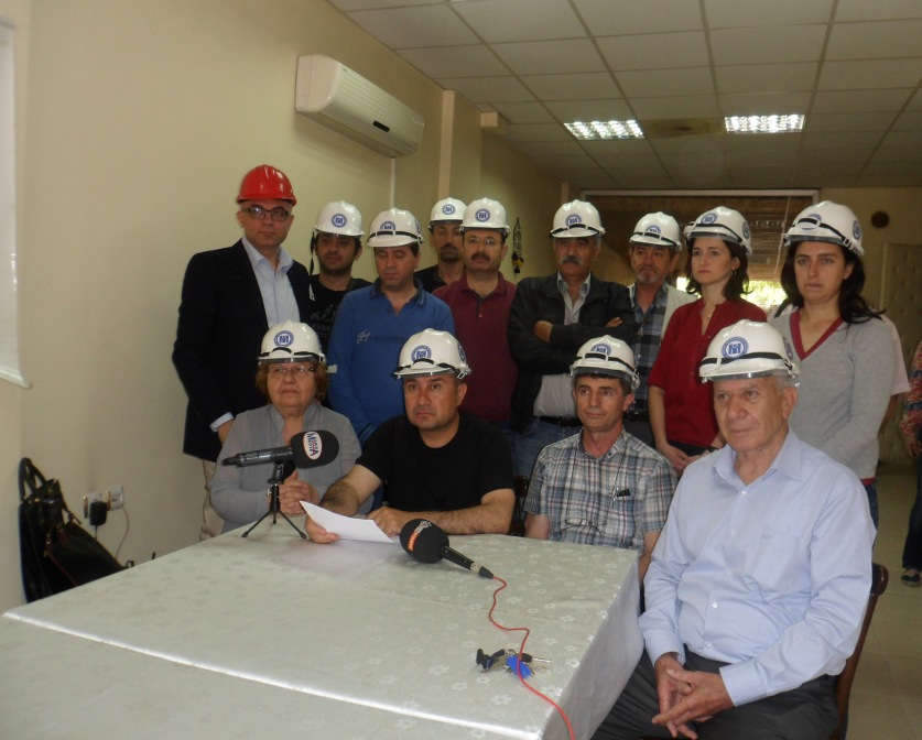 MANİSA AKADEMİK ODALAR BİRLİĞİ BASIN AÇIKLAMASI YAPTI 