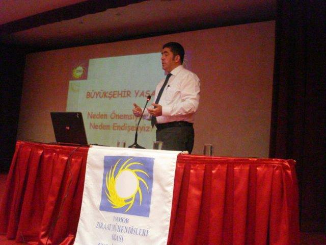 KONFERANS: TARIM VE KIRSAL ALANLARIN GELECEĞİ AÇISINDAN BÜYÜKŞEHİR YASASI