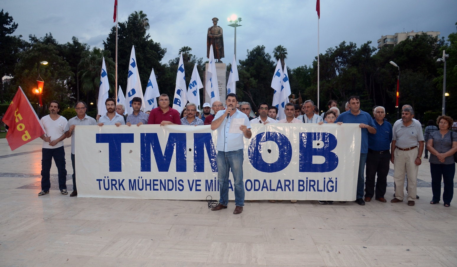 TMMOB BU ÜLKENİN VİCDANIDIR