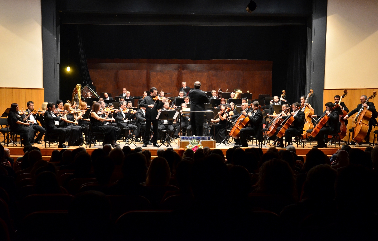 ÇDSO'DAN ZMO'NUN 60. YILI ONURUNA KONSER