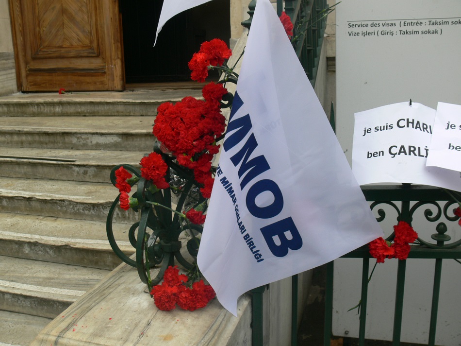 MİMAR, MÜHENDİS VE ŞEHİR PLANCILARI: JE SUİS CHARLIE