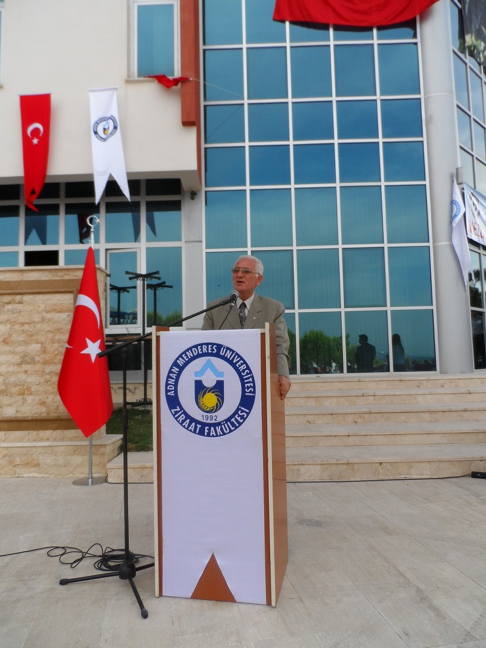 MEZUNİYET TÖRENİ