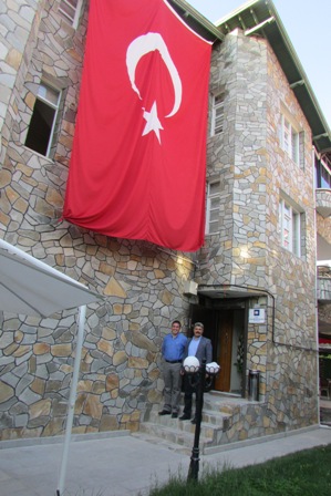 YÖNETİM KURULU ÜYEMİZ GÜLÇUBUK, ŞUBEMİZİ ZİYARET ETTİ