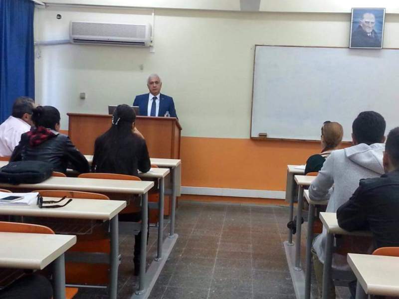 AKDENİZ ÜNİVERSİTESİ ZİRAAT FAKÜLTESİ BAHÇE BİTKİLERİ BÖLÜMÜNDE KONFERANS 