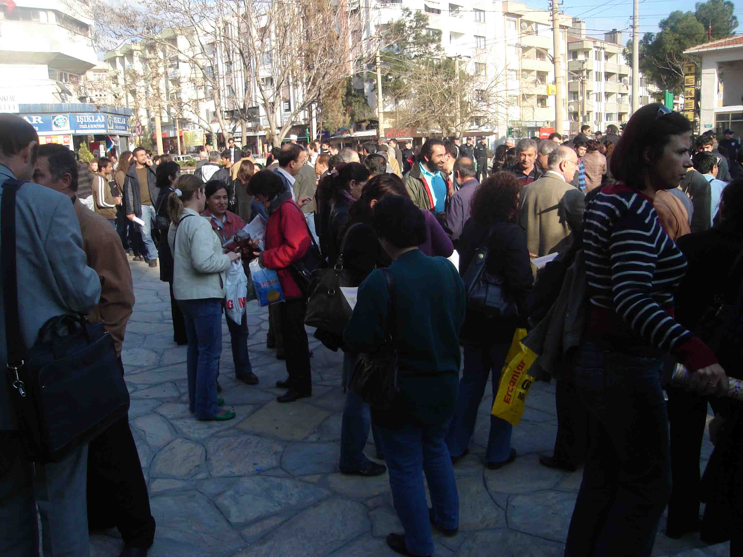 MUĞLA'DA SOSYAL GÜVENLİK YASA TASARISI'NA KARŞI BASIN AÇIKLAMASI