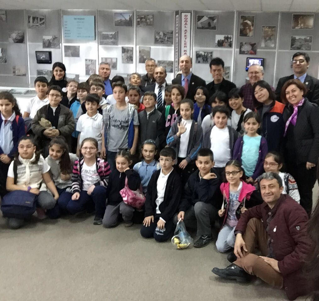 ŞUBE YÖNETİM KURULU ÜYELERİMİZ BURSA`DA OKUL TABANLI AFET EĞİTİMİ PROJESİNE KATILDI