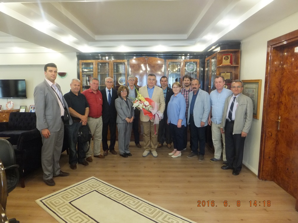 KIRKLARELİ KENT KONSEYİ YÜRÜTME KURULU BELEDİYE BAŞKANINI ZİYARET ETTİ