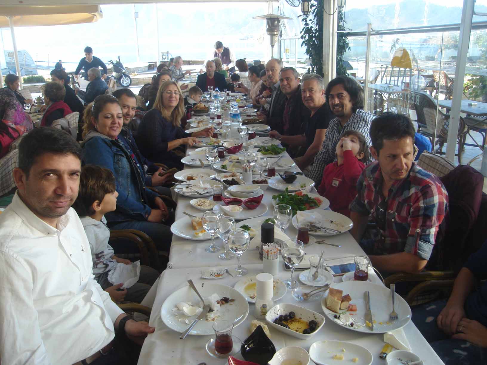 MUĞLA MARMARİS VE DATÇA`DA Kİ ÜYELERİMİZLE BİRLİK VE DAYANIŞMA KAHVALTISI GERÇEKLEŞTİRDİK