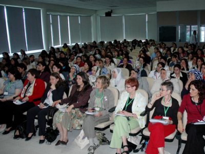 "ULUSLARARASI YEREL YÖNETİMLER VE KADIN" KONFERANSI