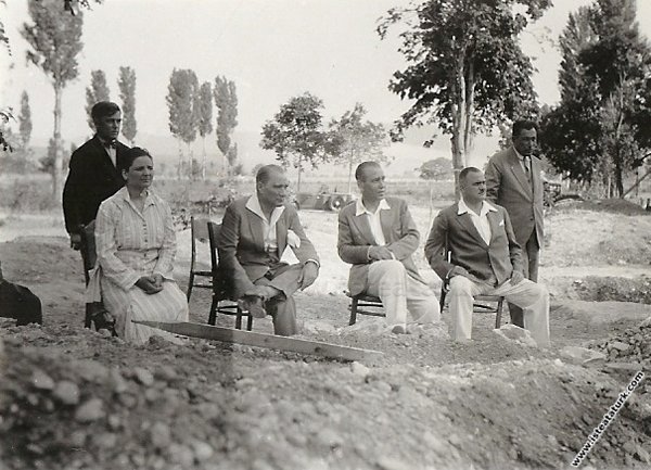 NEWS TR: ATATÜRK'ÜN TÜRK MİLLETİNE BAĞIŞLADIĞI YALOVADA'Kİ ÇİFTLİK MİLLET BAHÇESİ OLUYOR- 7 HAZİRAN 2020