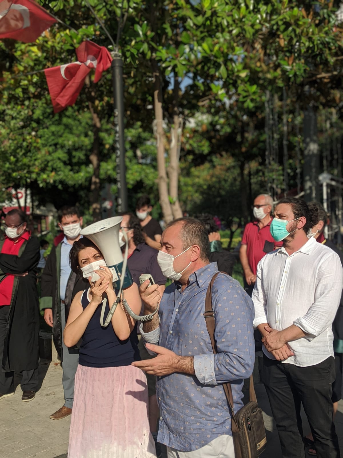 BARO BAŞKANLARINA DESTEK İÇİN DÜZENLENEN BASIN AÇIKLAMASINA KATILDIK