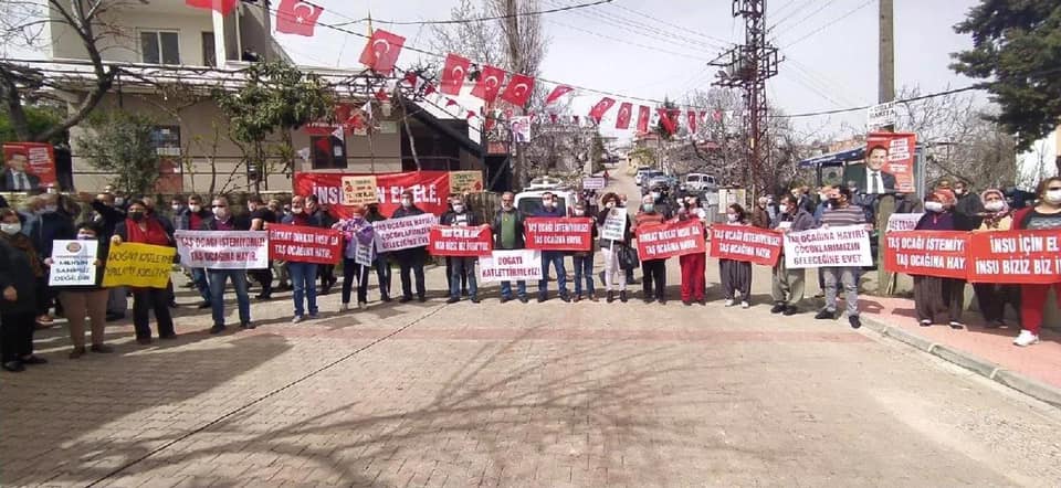 İNSU MAHALLESİNE TÜSAN YAPI A.Ş. TARAFINDAN YAPILMAK İSTENEN 97,5 HEKTAR TAŞOCAĞI-KIRMA ELEME PROJESİNİ İSTEMEYEN MAHALLE SAKİNİ İMZA KAMPANYASI