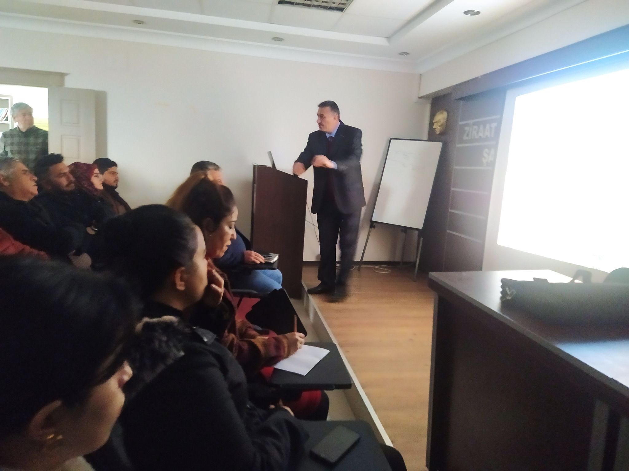 ANTEP FISTIĞINDA GÜBRELEME EĞİTİMİ 