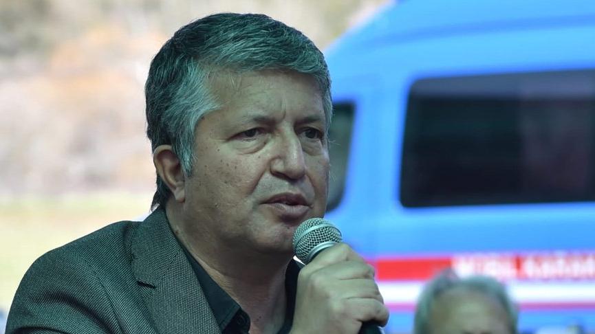 MESLEKTAŞIMIZ MEHMET İRFAN MUTLUAY'IN YANINDAYIZ.