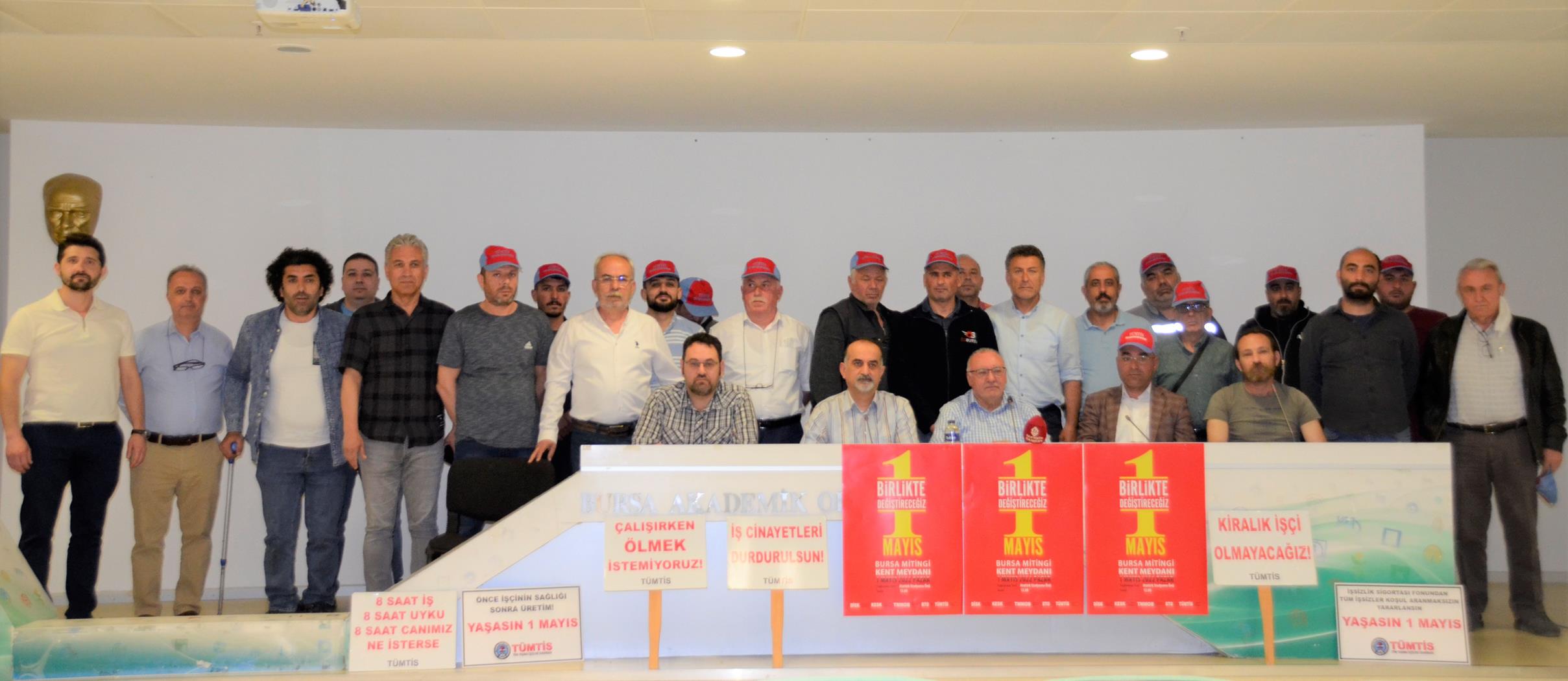 ŞUBE BAŞKANIMIZ 1 MAYIS BURSA MİTİNGİ ÇAĞRI BASIN AÇIKLAMASINA KATILDI