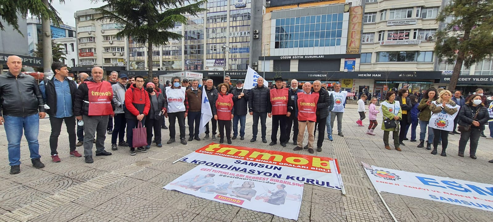 1 MAYISTA ALANLARDAYDIK
