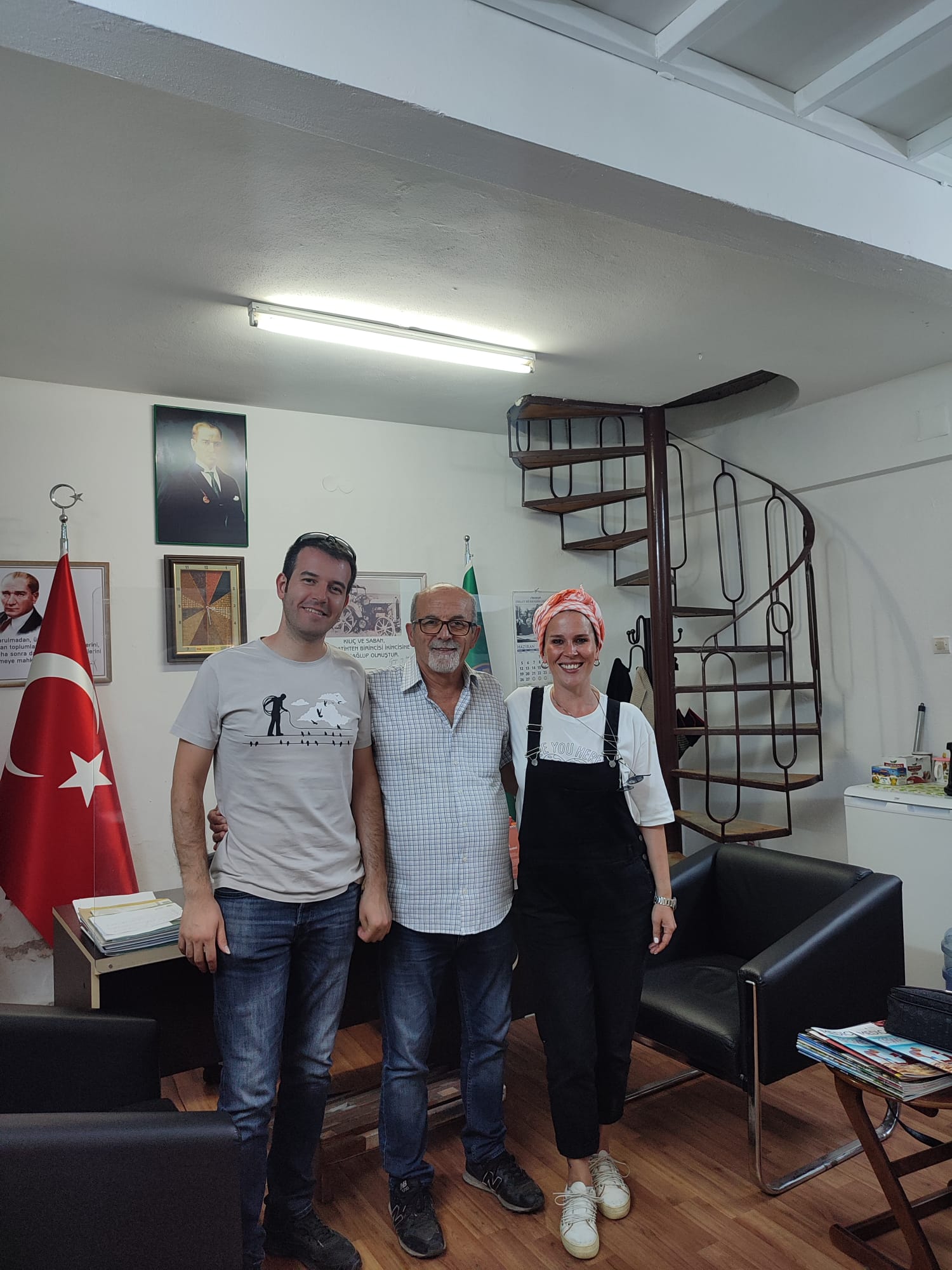 ÇEŞME ZİRAAT ODASI`NI ZİYARET ETTİK.