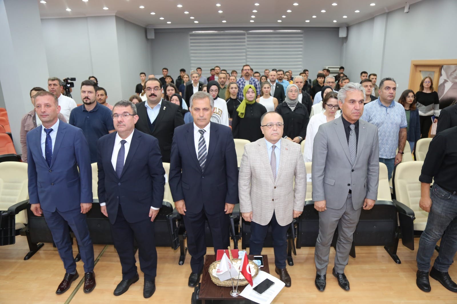 CUMHURİYETİ 100. YILINDA BURSA'DA HAYVANCILIK PANELİ DÜZENLENDİ.