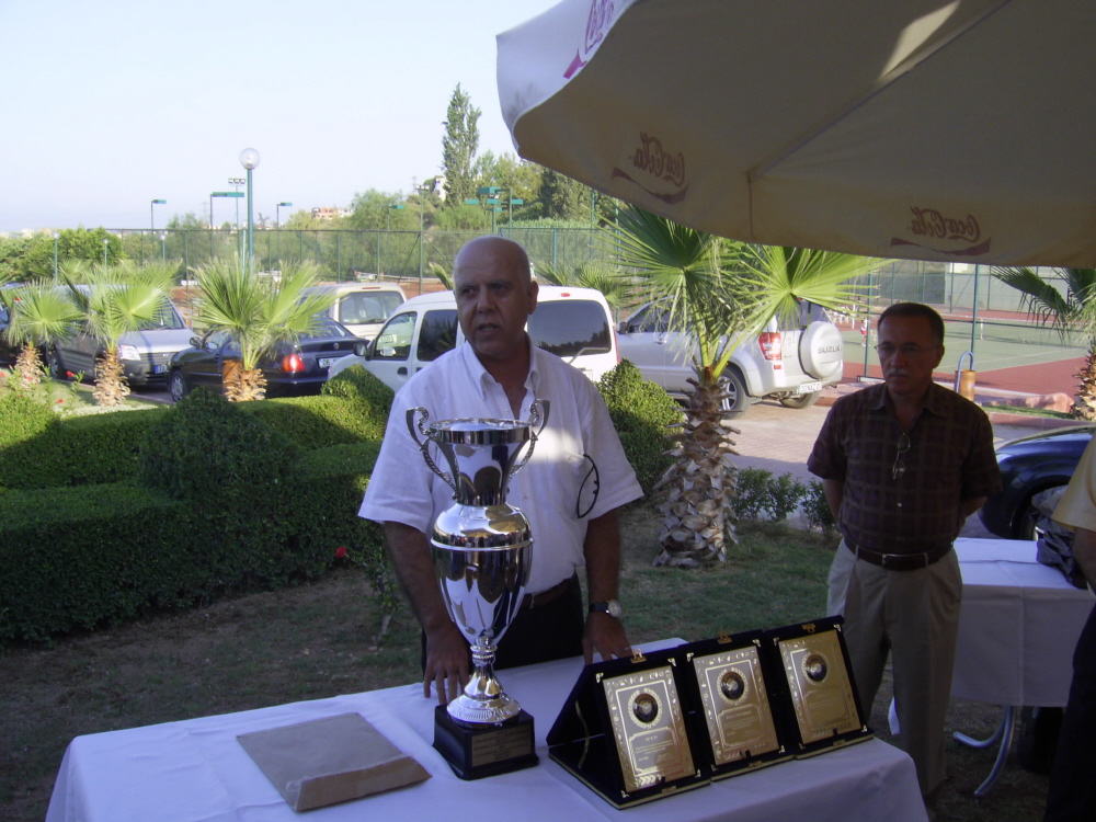 SERTİFİKA, PLAKET VE HEDİYE DAĞITIM TÖRENİ
