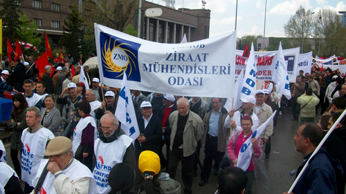 1 MAYIS'TA ALANDAYDIK!..