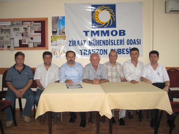 MESLEKTAŞIMIZ İLÇE BELEDİYE BAŞKANLARI İLE TOPLANTI