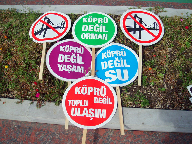 BASIN TOPLANTISI: İSTANBUL SELE KAPILDI