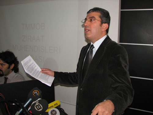 BASIN TOPLANTISI: BİR AYDA İKİNCİ DÜZENLEME !.. GDO’LARIN TİCARETİ ENGELLENEMEZ (!) 